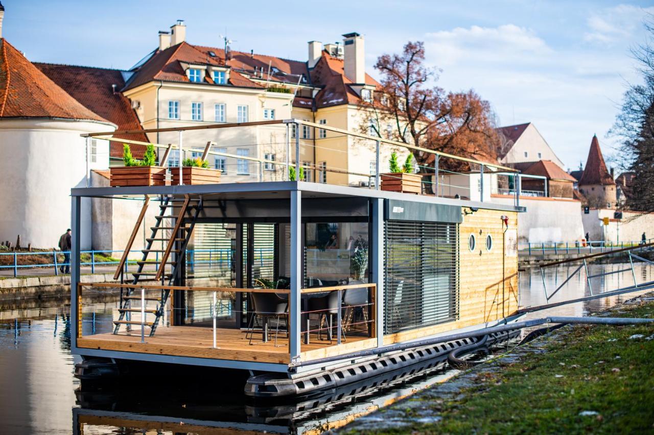 Rezidence Malse - Unikatni Apartmany Na Vode Ceske Budejovice Extérieur photo